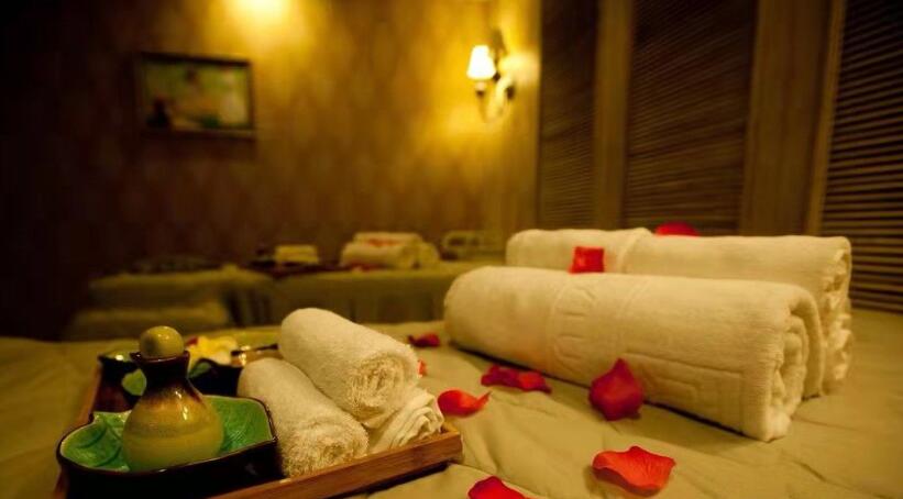 广州越秀区高端水疗spa会馆就这样带着清风月静抚慰了光阴悲喜